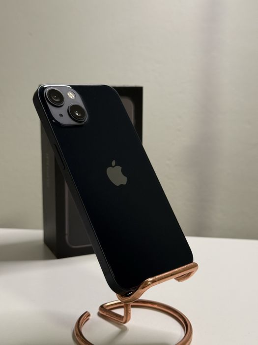 iPhone 13 Midnight impecabil 128 GB 89% 2 huse / cablu / incarcator / cutie