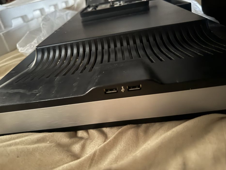 Монитор hp 27 диагональ в идельном состоянии