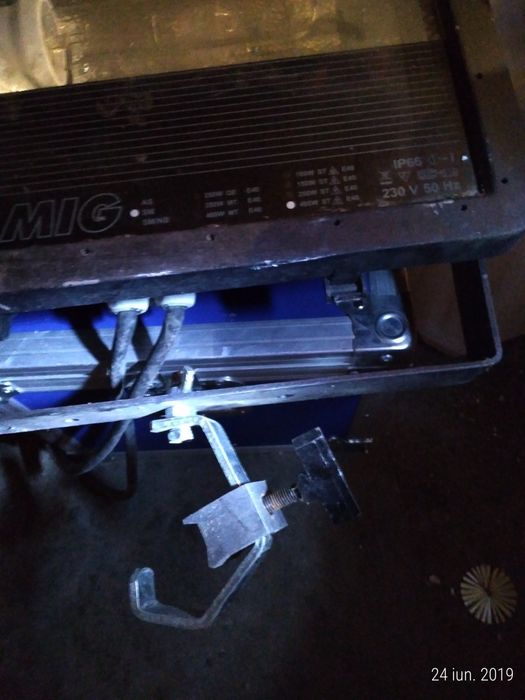 Proiector de mare putere