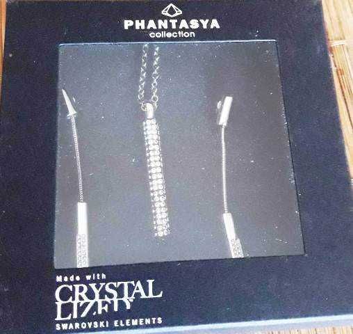 Комплект обеци и медальон PHNTASYA
