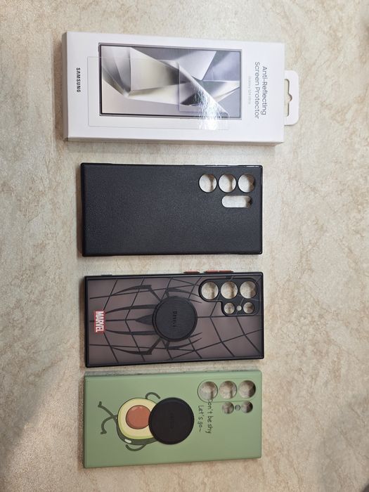 Huse Samsung S24 ultra + folie originala Samsung antireflex