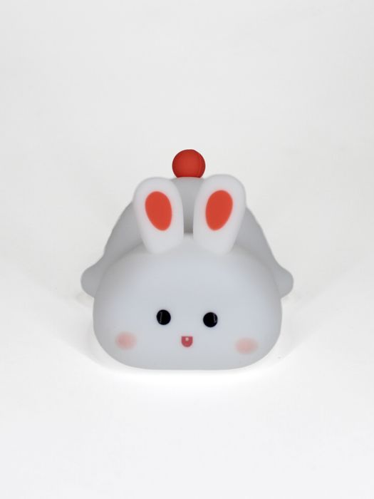 Светильник в виде кролика. Силиконовый. Светиться при касание.