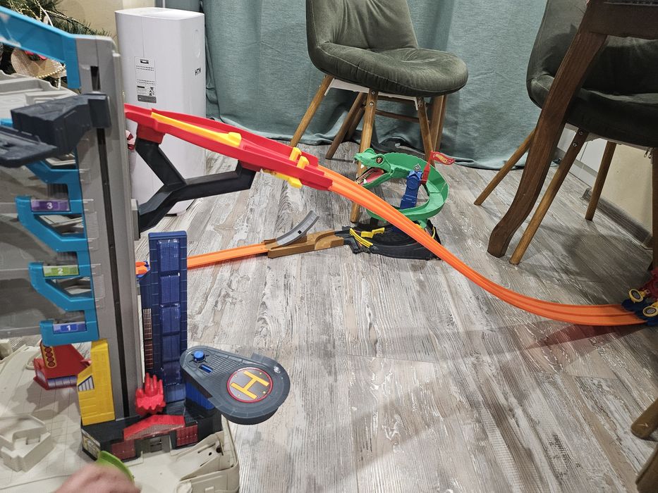 Голям паркинг на hotels wheels