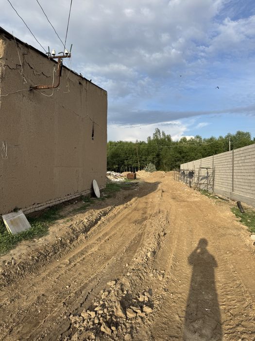 Срочно продаётся 16+12 соток Назарбек