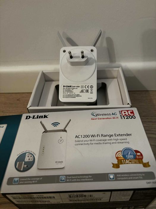 Wireless Range Extender D-LINK DAP-1610 AC1200, 300 + 867 Mbps