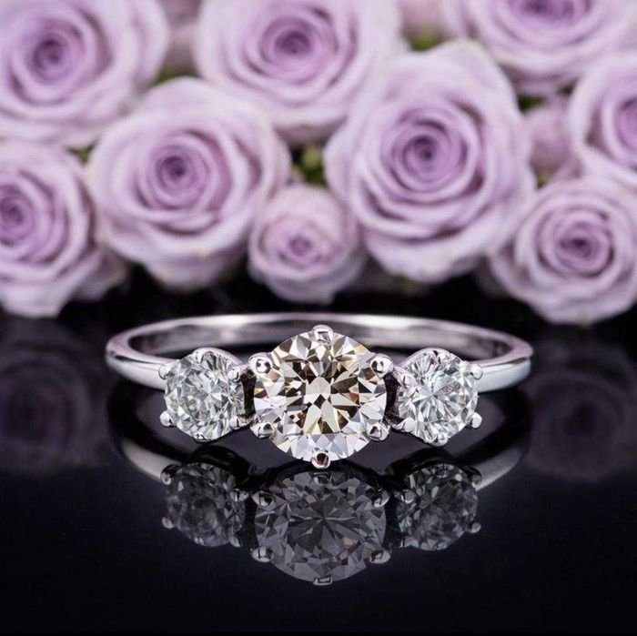 Inel aur alb 14 k cu 3 diamante naturale 1.18 ct cu certificat