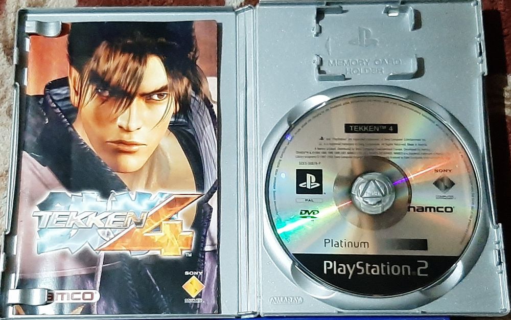 Vând tekken 4 în stare bună PlayStation 2 ps2