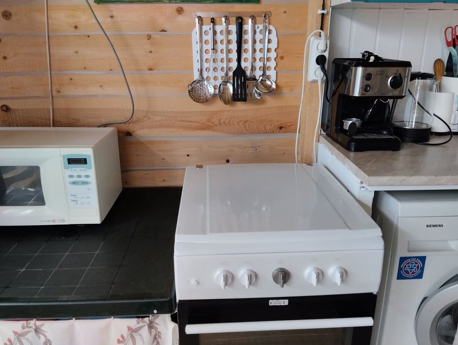 Продава се каравана с платен наем за сезон 2026