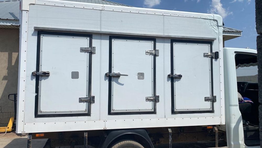 Продам кузов от газель рефрижератор термо будка