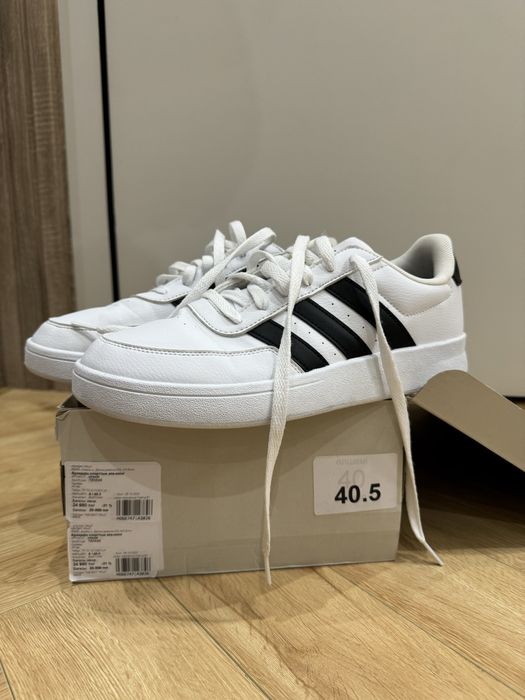 Продам кроссовки адидас