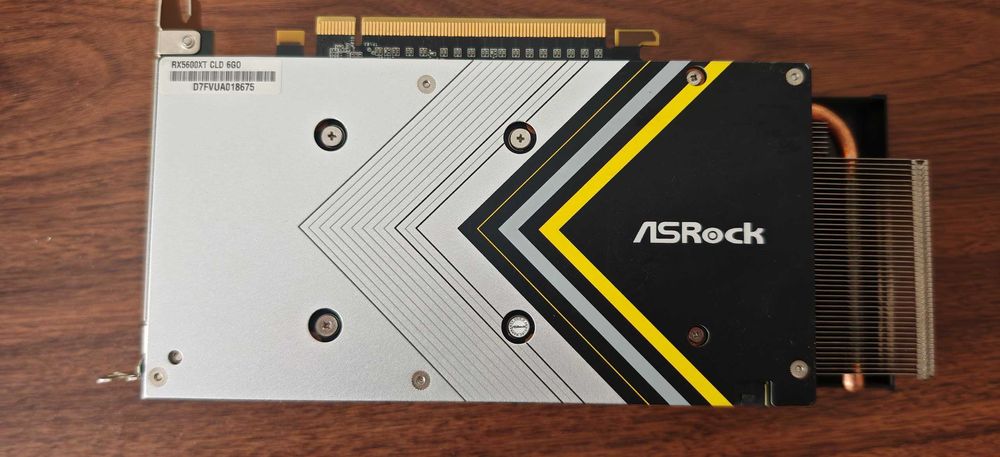 Продавам Перфектна Видео Карта AsRock Challenger  RX 5600XT