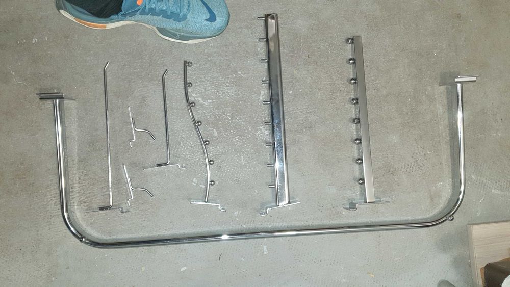 Закачалки за Канално пано/Щендер