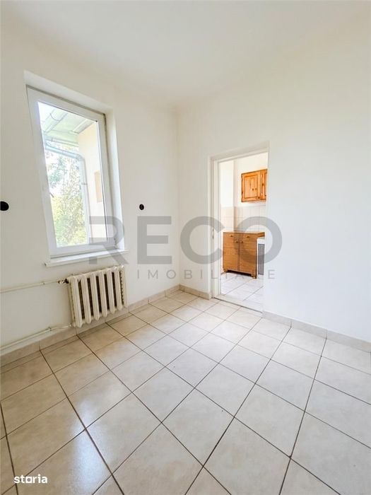RECO Apartament spatios cu 3 camere, tavan inalt, zona Republicii – id