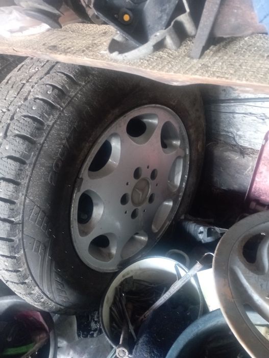 Продам колеса на Мерседес 124