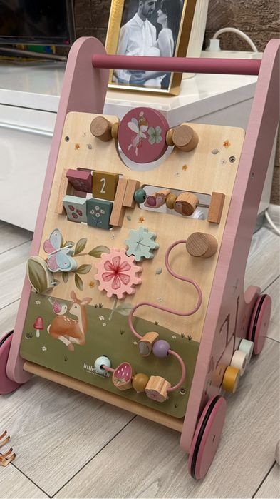 Уолкър Little Dutch