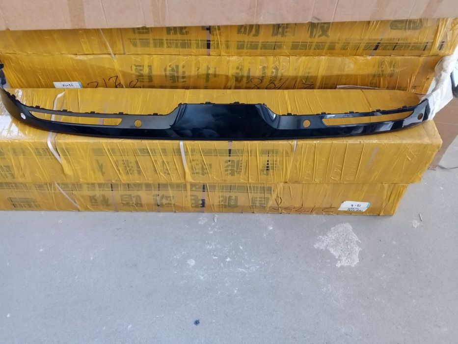 Orqa bamper o'rta qismi Dongfeng EP 008