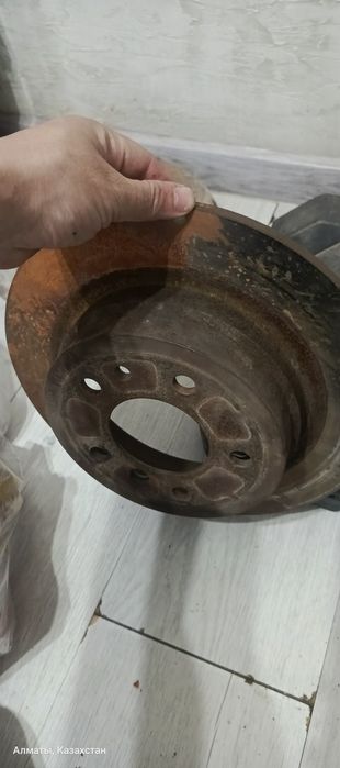 Зандние тормозные диски БМВ Е 34