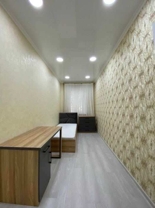 аренда 3-х комн ориентир  гостиница Россия