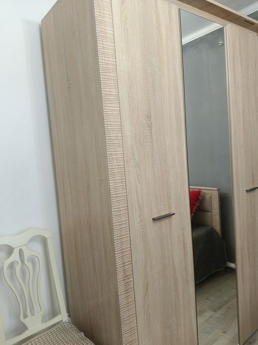 Продается спальный гарнитур б/у