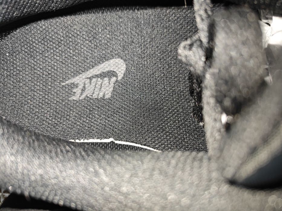 Нови, оригинални Nike MD Runner 2 / EUR 43-27.5 см.