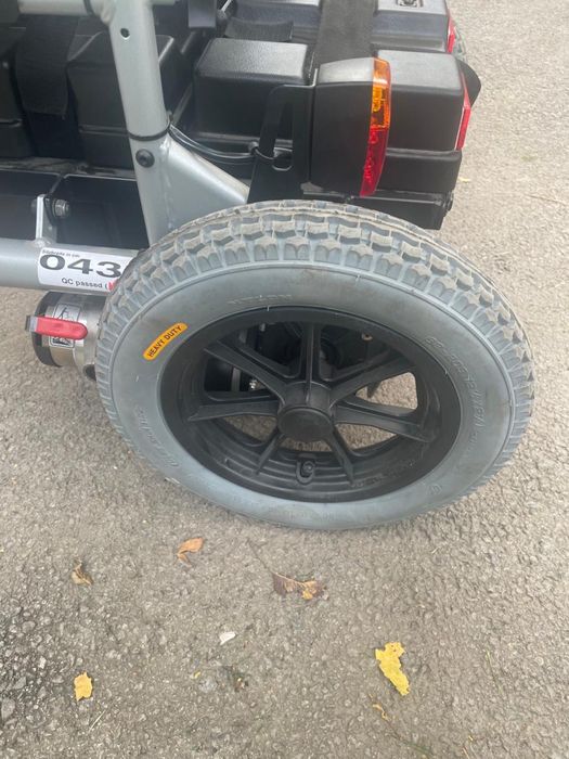 Инвалидное кресло