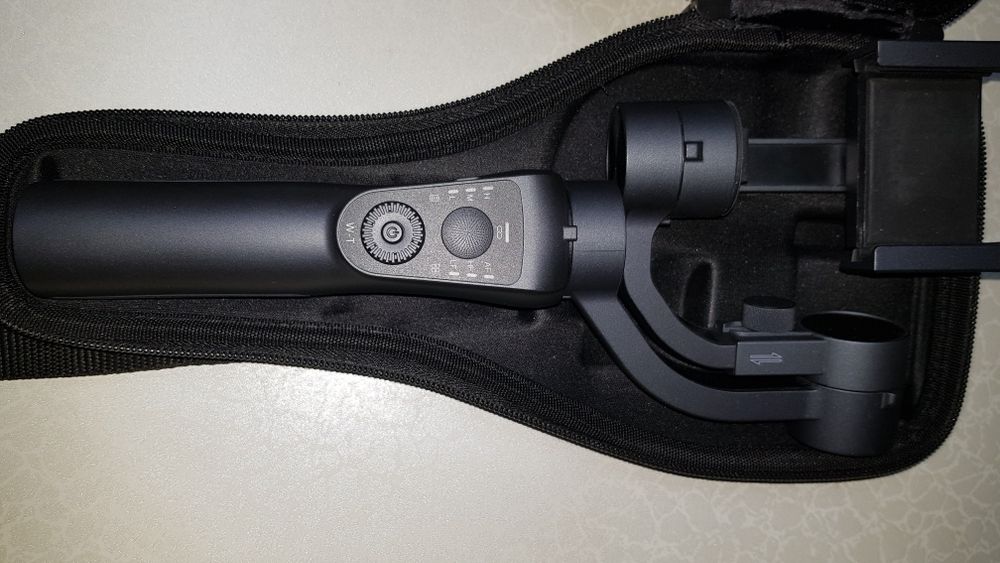 Стабилизатор электронный для смартфона