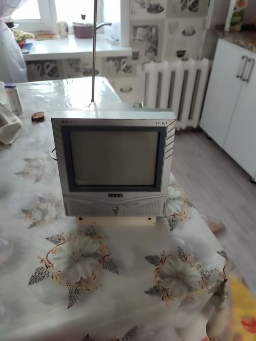 Телевизор переносной