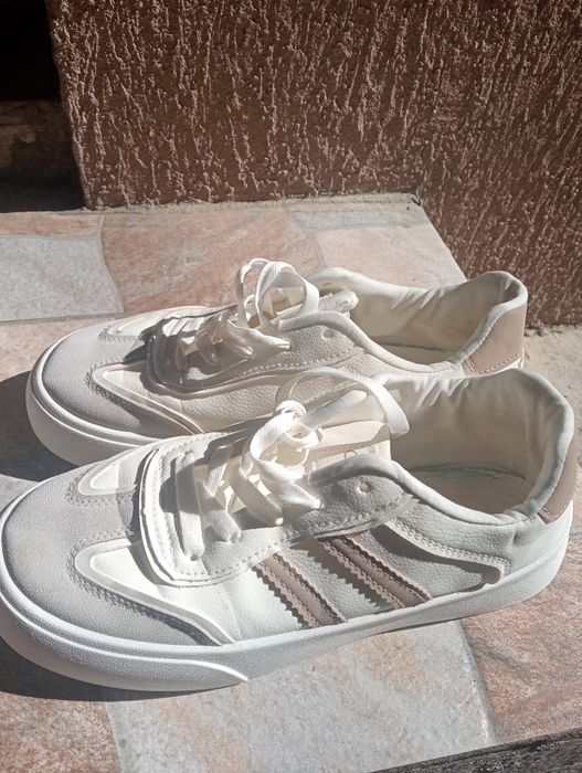 Adidași dama sport