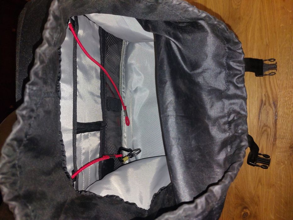 Фотографска раница Hama Defender 23676

Просто артикул