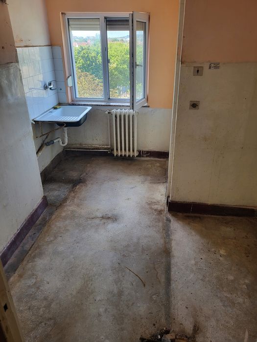 Vând apartament 2 camere