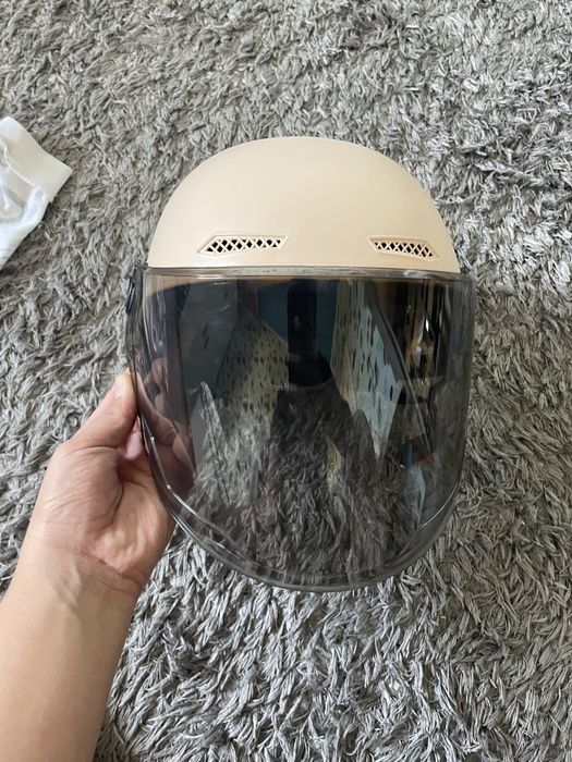 Продается шлем новый