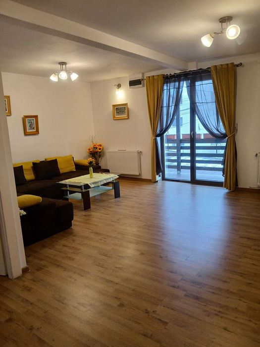 Inchiriez apartament in zona Postei Maratei