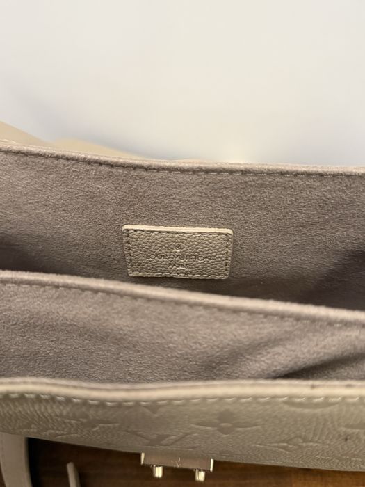 Дамска чанта Louis Vuitton