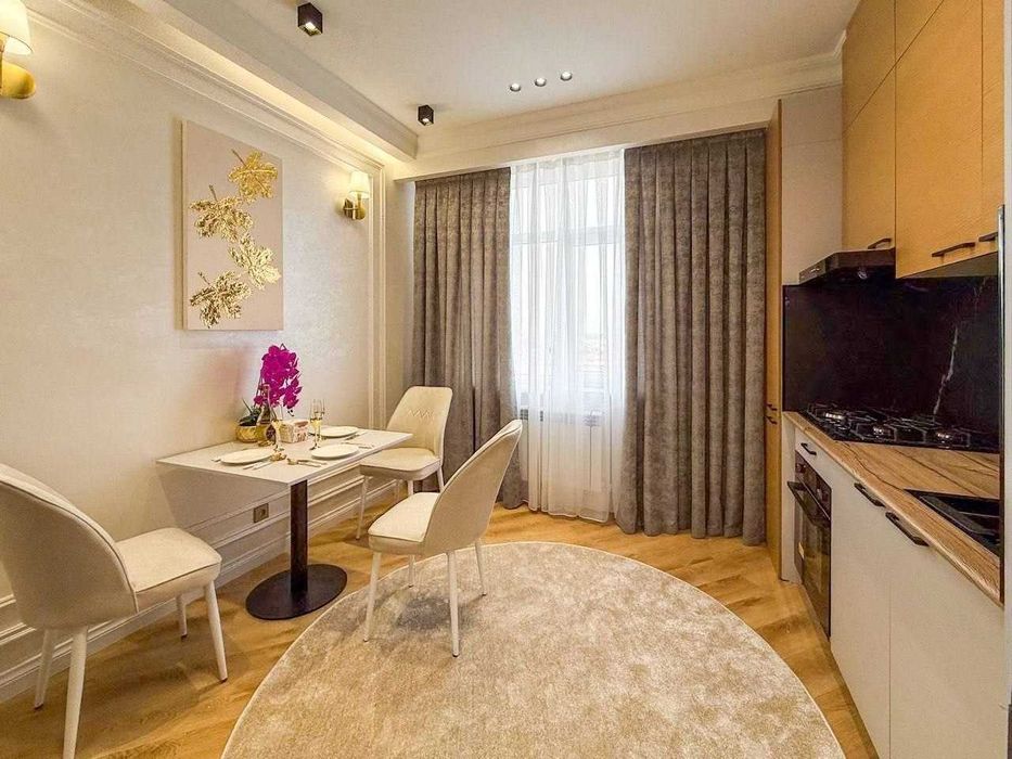 Продается 3в4/6/9 в ЖК "Nikitina Residence" ул Циалковского 80 кв2 (R)