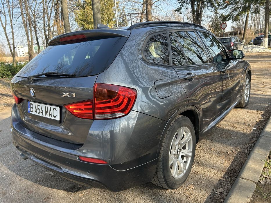 BMW X1 xDrive 2, Pachet M, Keyless, panoramic, memorii scaune