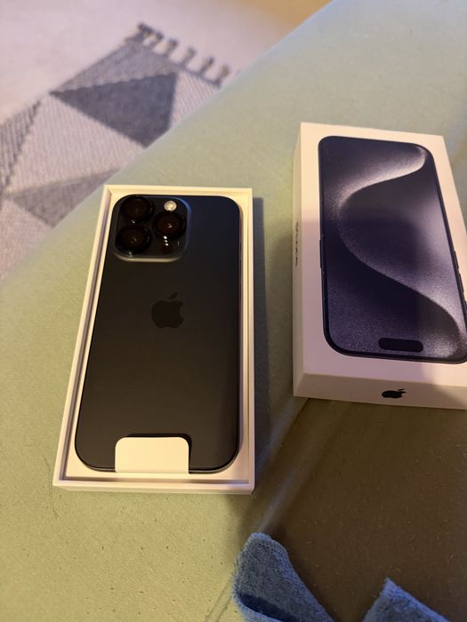 iPhone 15 pro 128g