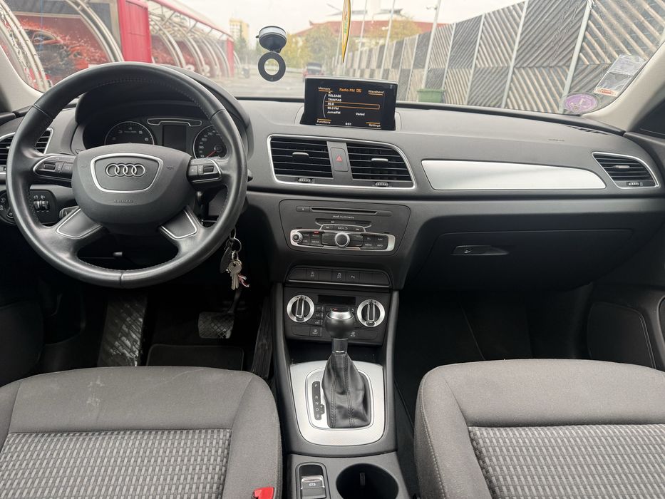 AUDI Q3 0 — imagine 3