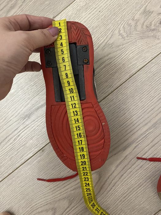 Детские кроссовки-ролики