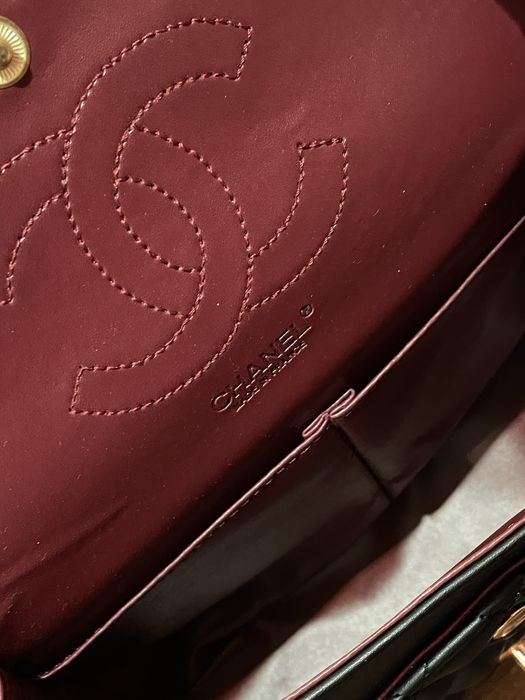 Geanta Chanel neagra 25cm x 15cm