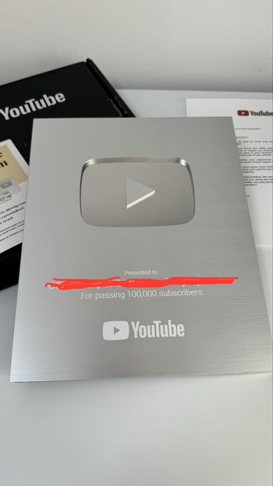 Продается оригинальная серебряная кнопка YouTube