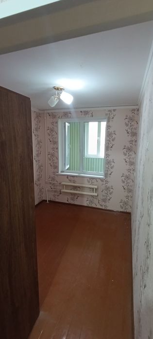 Продаю квартиру 2х раён "радуга"