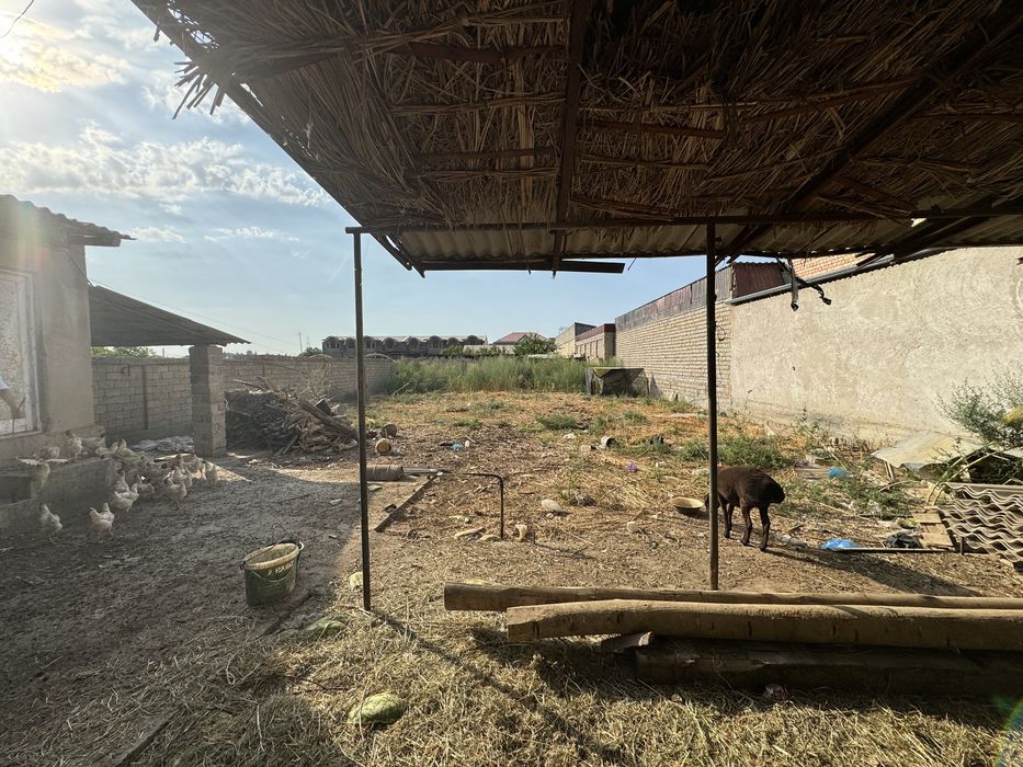 Продается земля 6 соток. Кибрай. Турк махалла