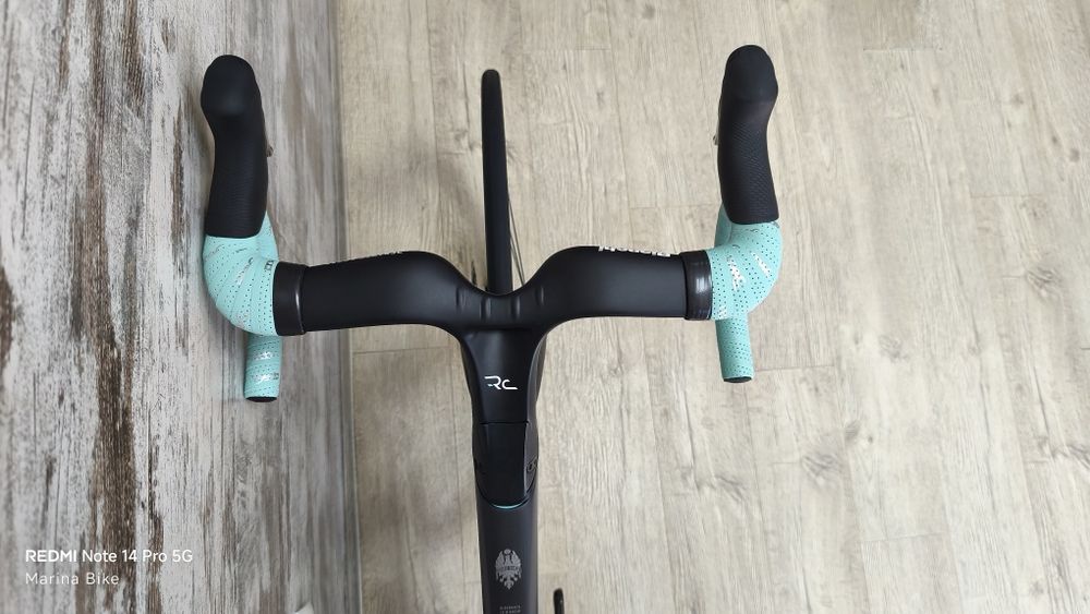 Карбонов аеро шосеен велосипед Bianchi Oltre RC SRAM Red AXS Powermeter Fulcrum Speed 40T | 57