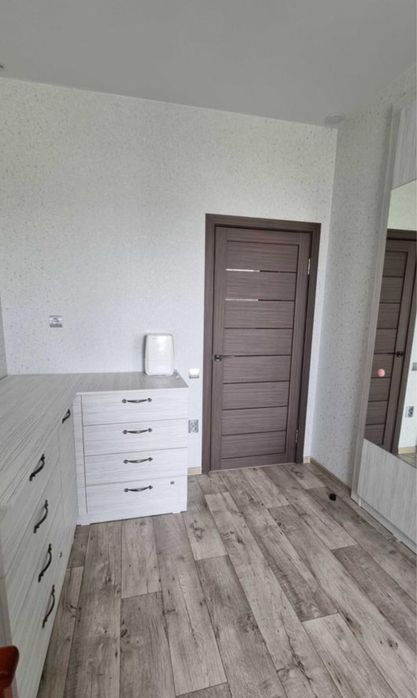 Продается 3 комнатная сталинка