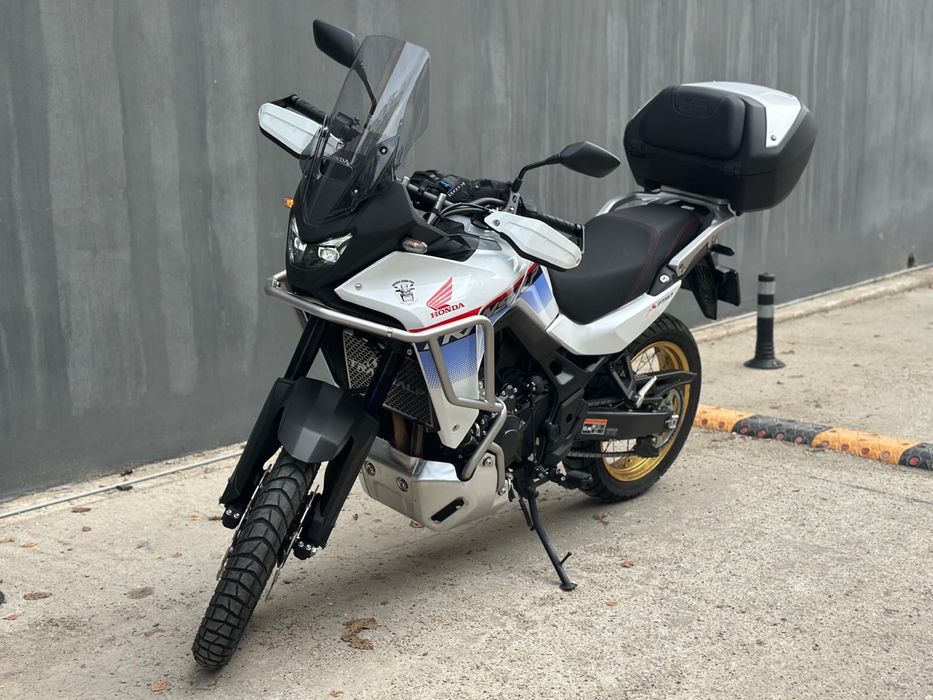 Honda trans alp 2025