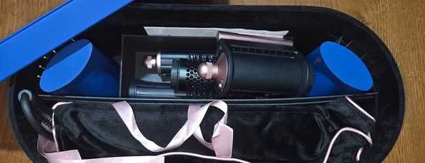Dyson airwrap