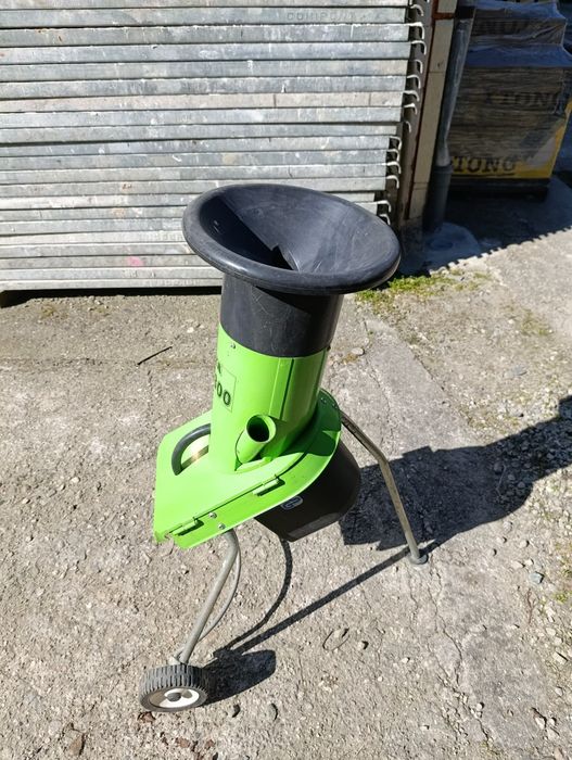 Tocător crengi ATIKA GH 1800