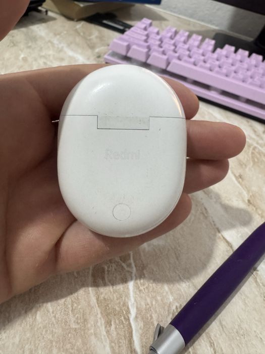 Продается кейс от наушников Redmi buds 4