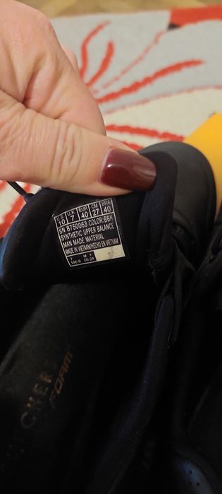 Adidasi Skechers dama