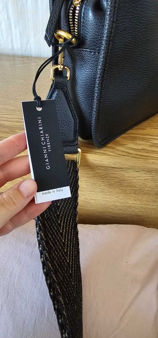 Чанта Gianni Chiarini с етикет